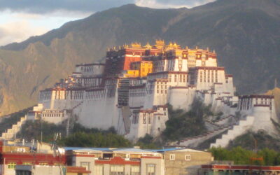 Tibet & Lhasa: A Journey to the Roof of the World